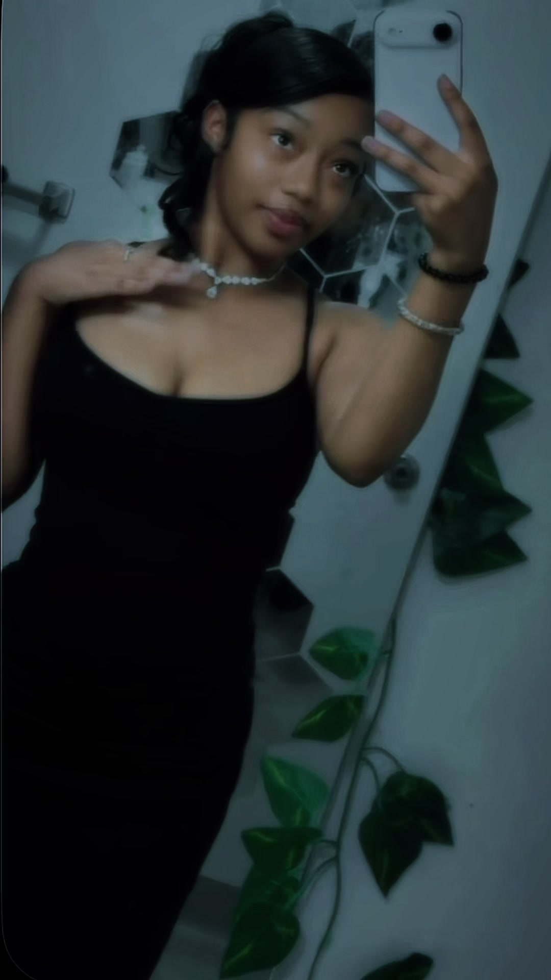 @1.prettyholic
