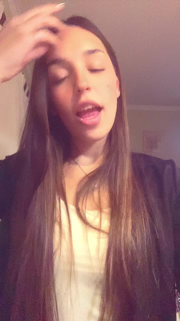 @Sofi💘