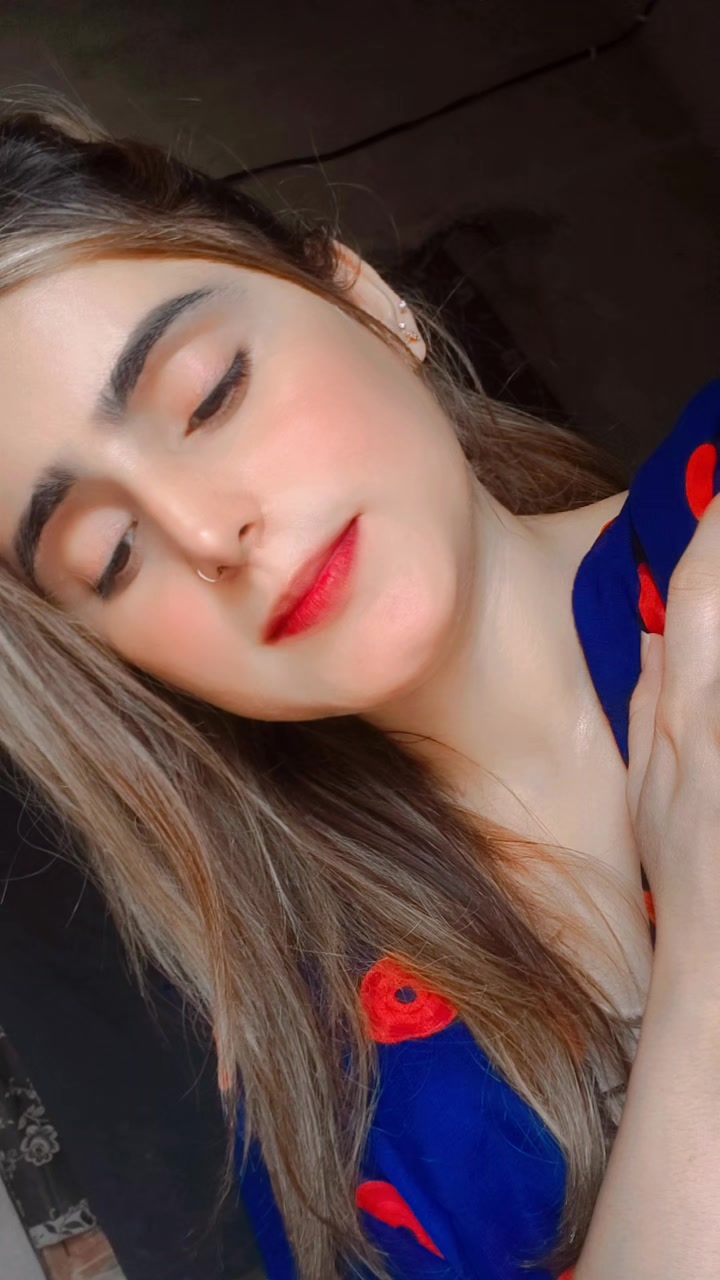 @🦋ملتانی گرل 🦋