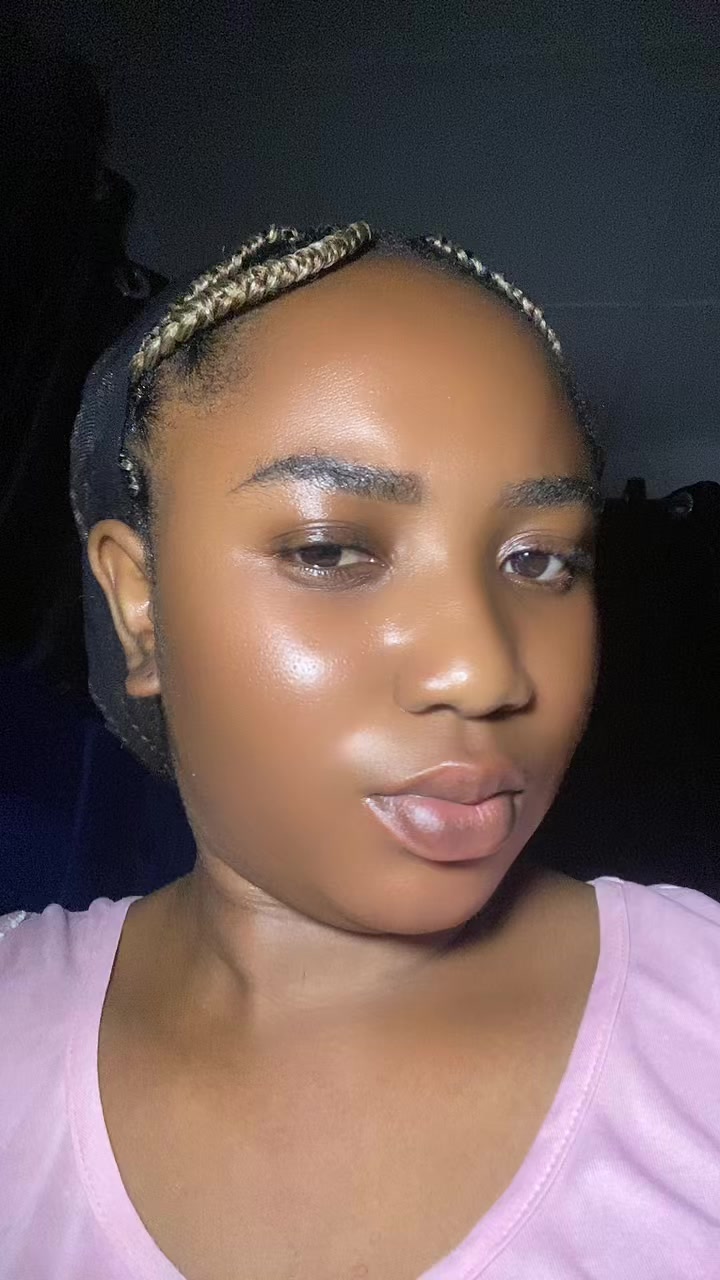 @OLUWASEUN🌸🍭🎀