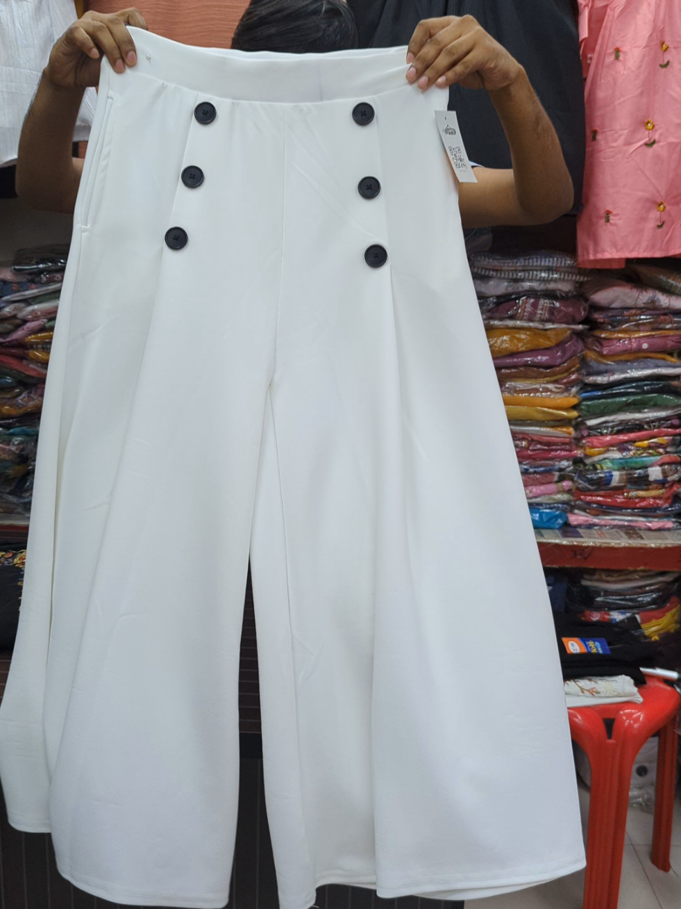 @🛍️𝐅𝐚𝐬𝐡𝐢𝐨𝐧 𝐆𝐢𝐫𝐥𝐬👗