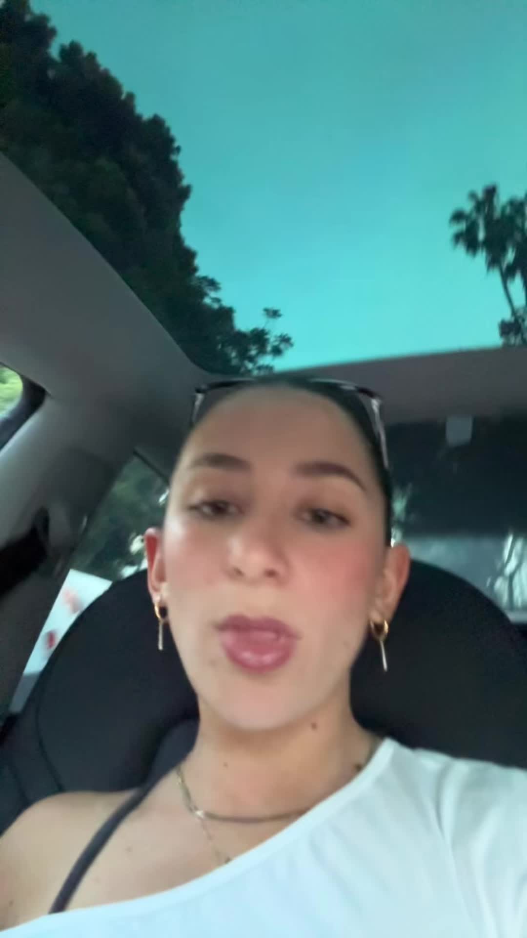 @neni