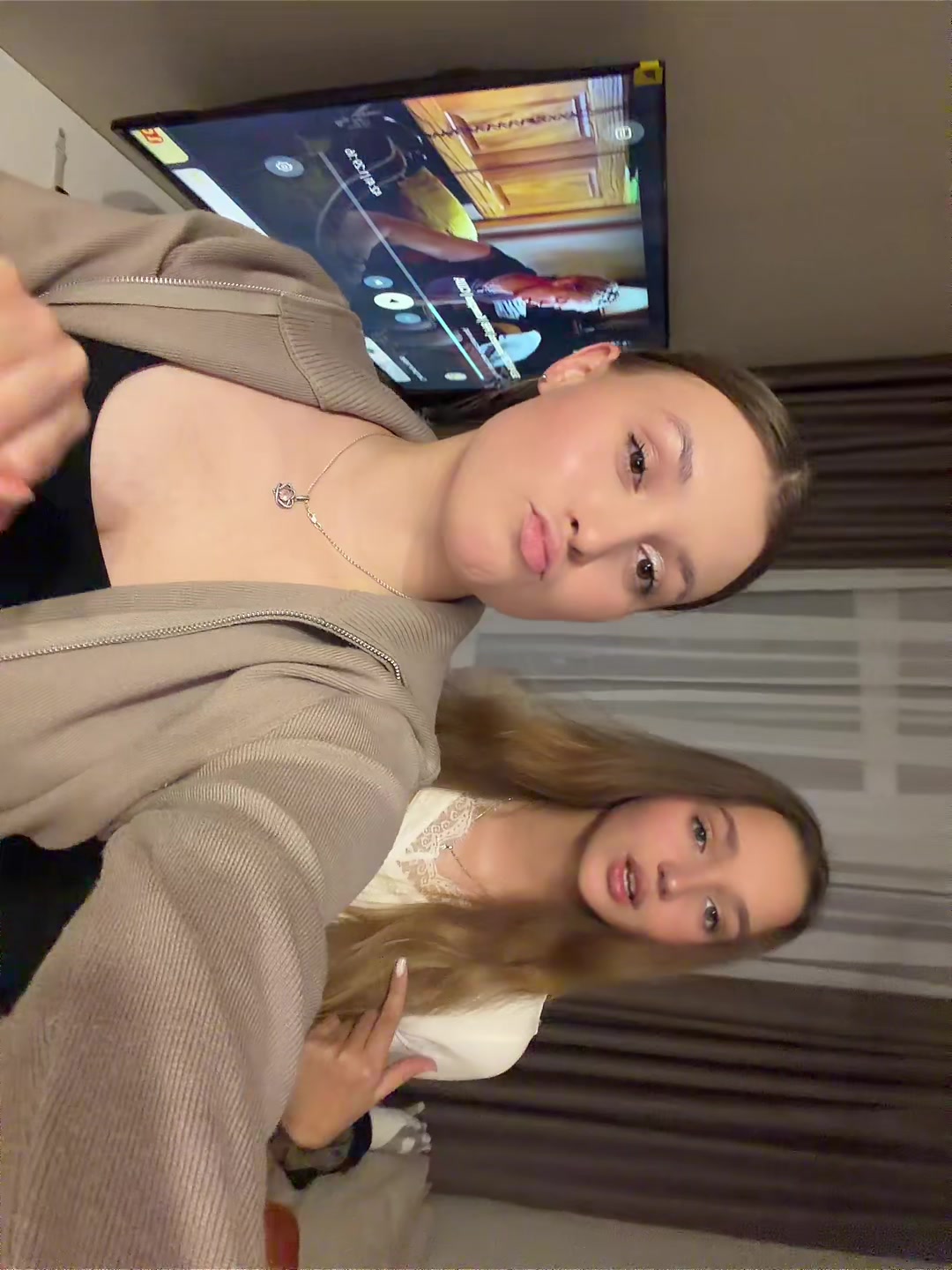 @соня🦈