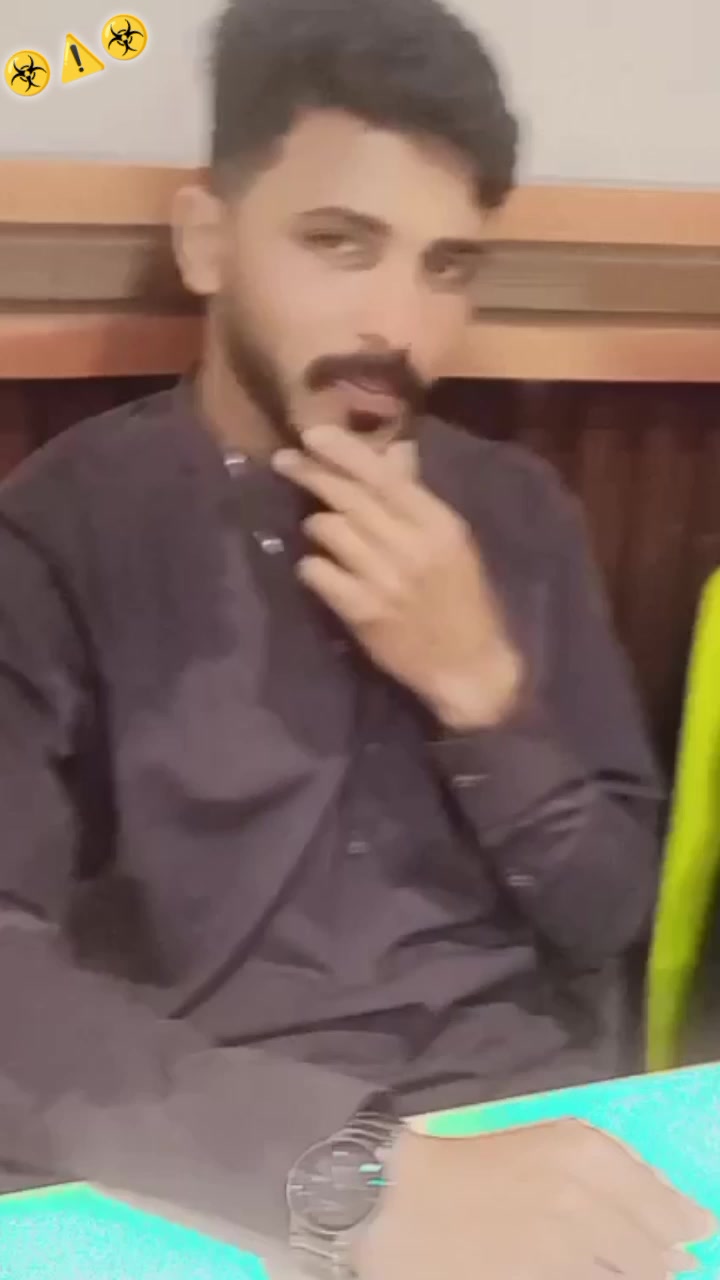 @°_°