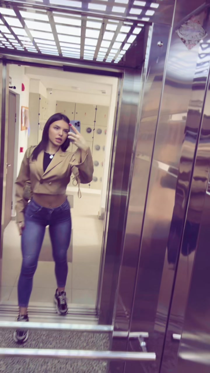 @lalemarija