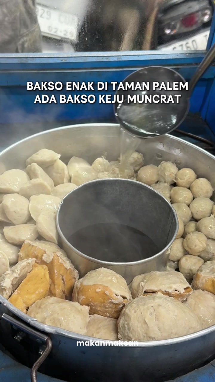 @makanmakcan 🍖🍲✈️