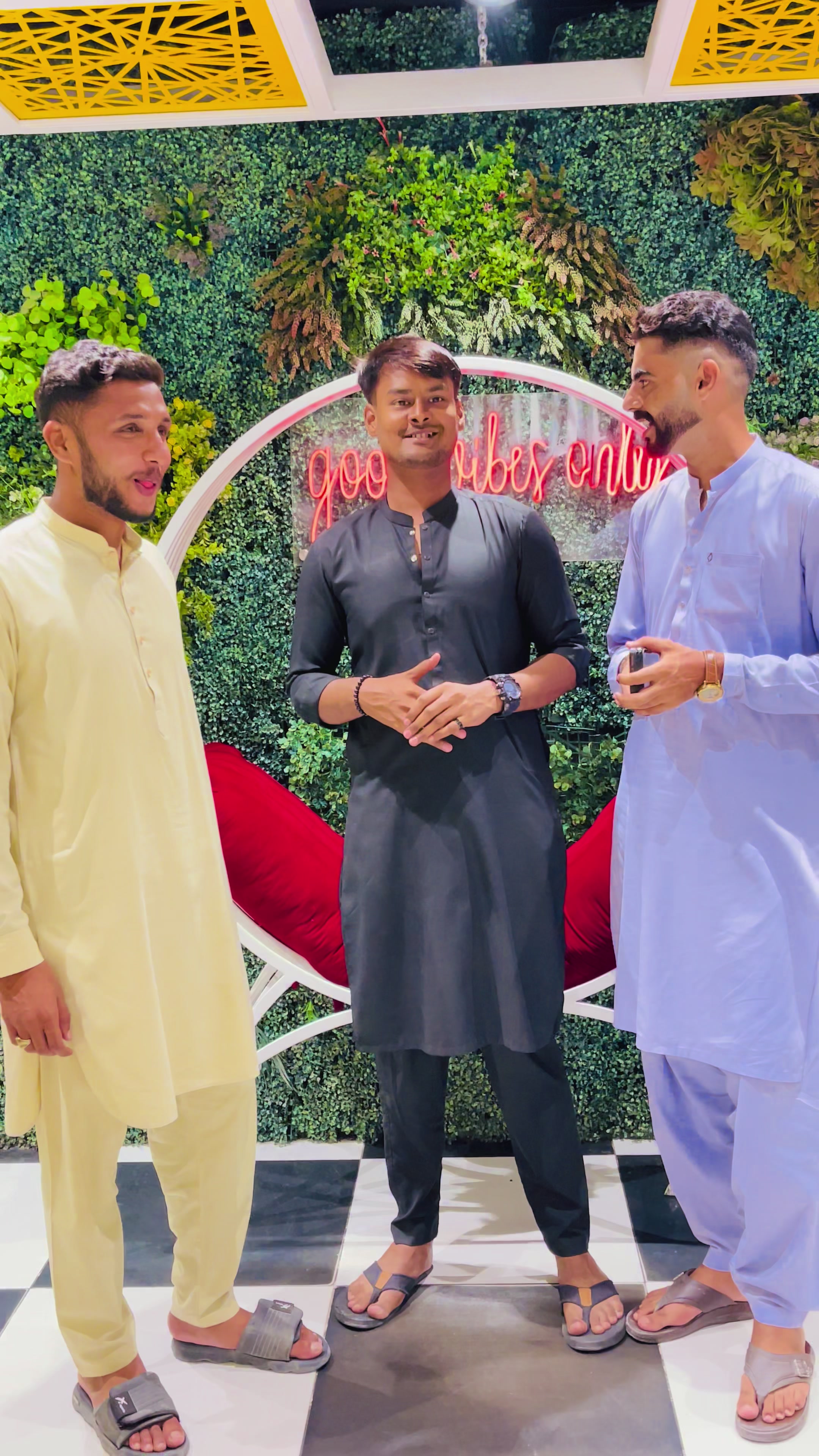 @Ubaid Khanzada