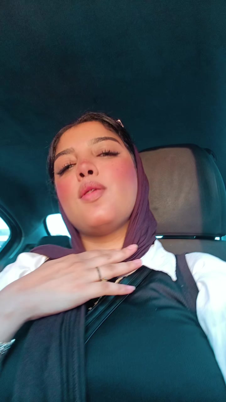 @ساره