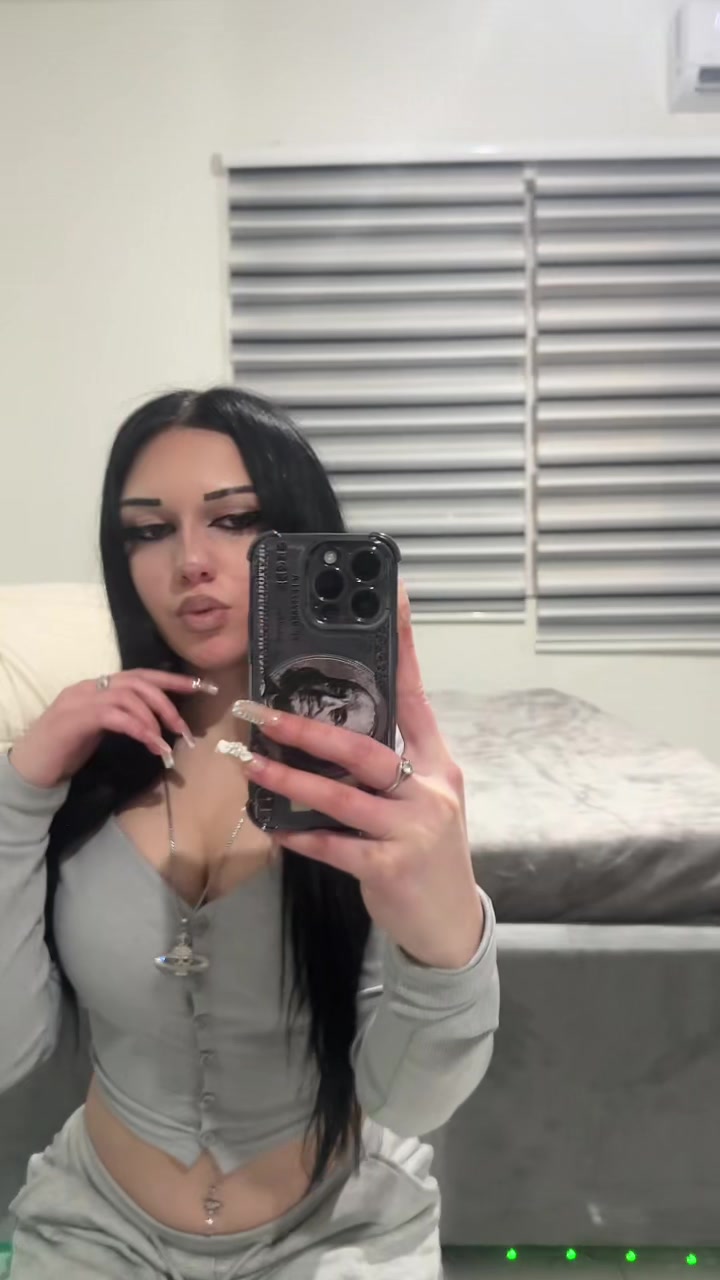 @матеа 🫧