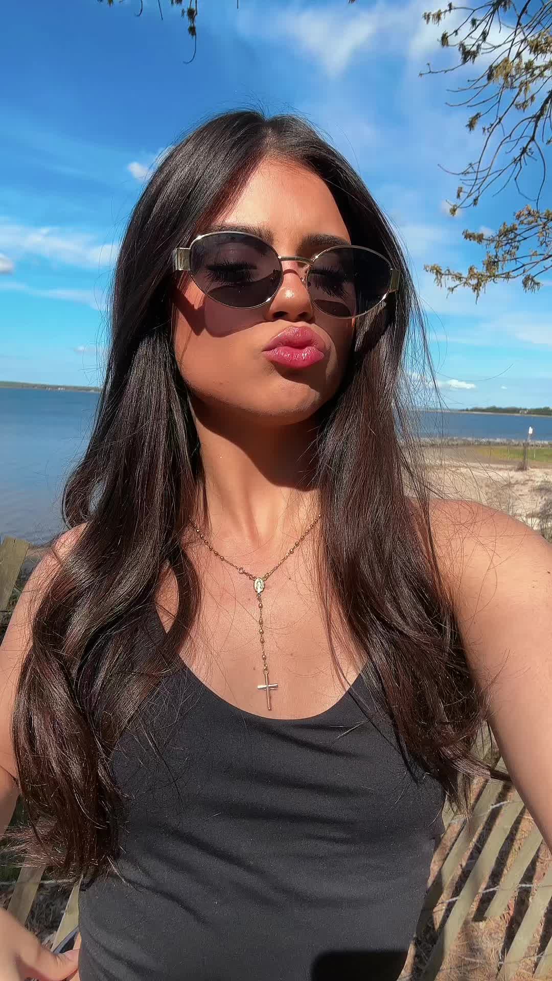 @fashionista