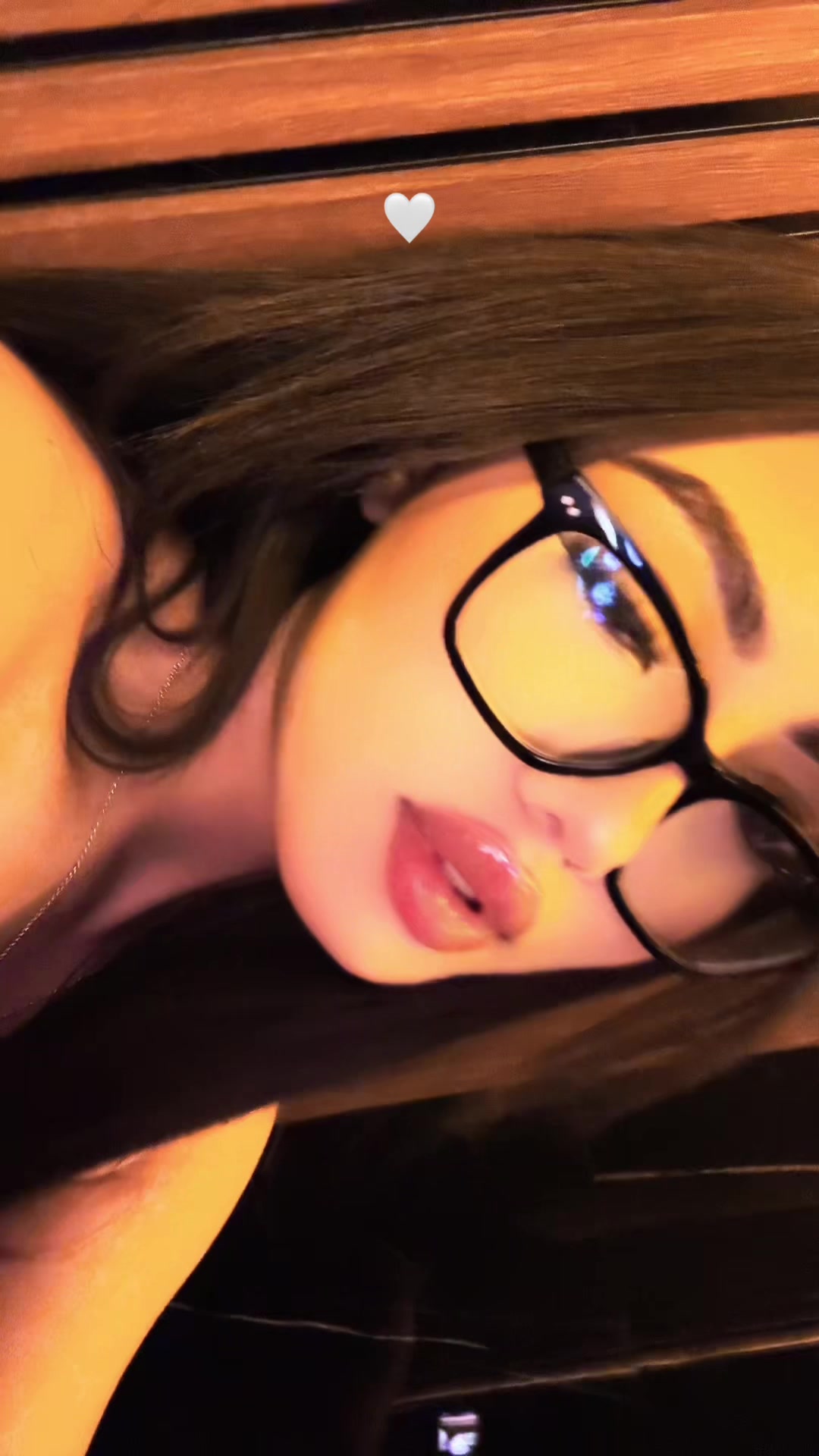 @Saraa
