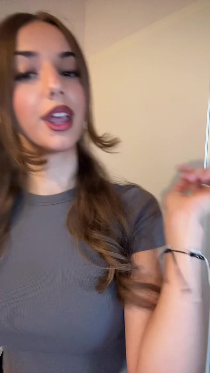 @vjola