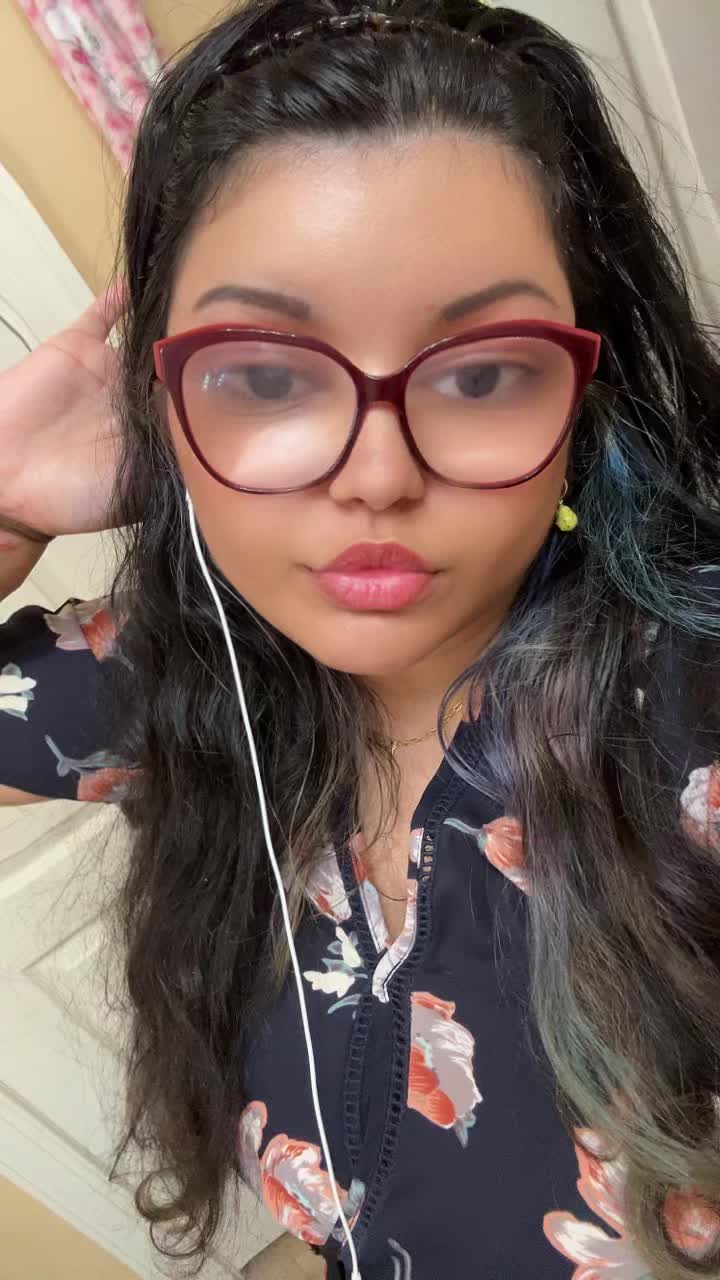 @Kelly Marie🇵🇷🇩🇴🇪🇸