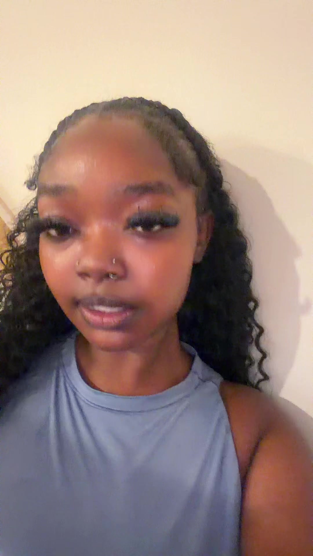 @lovelynii_