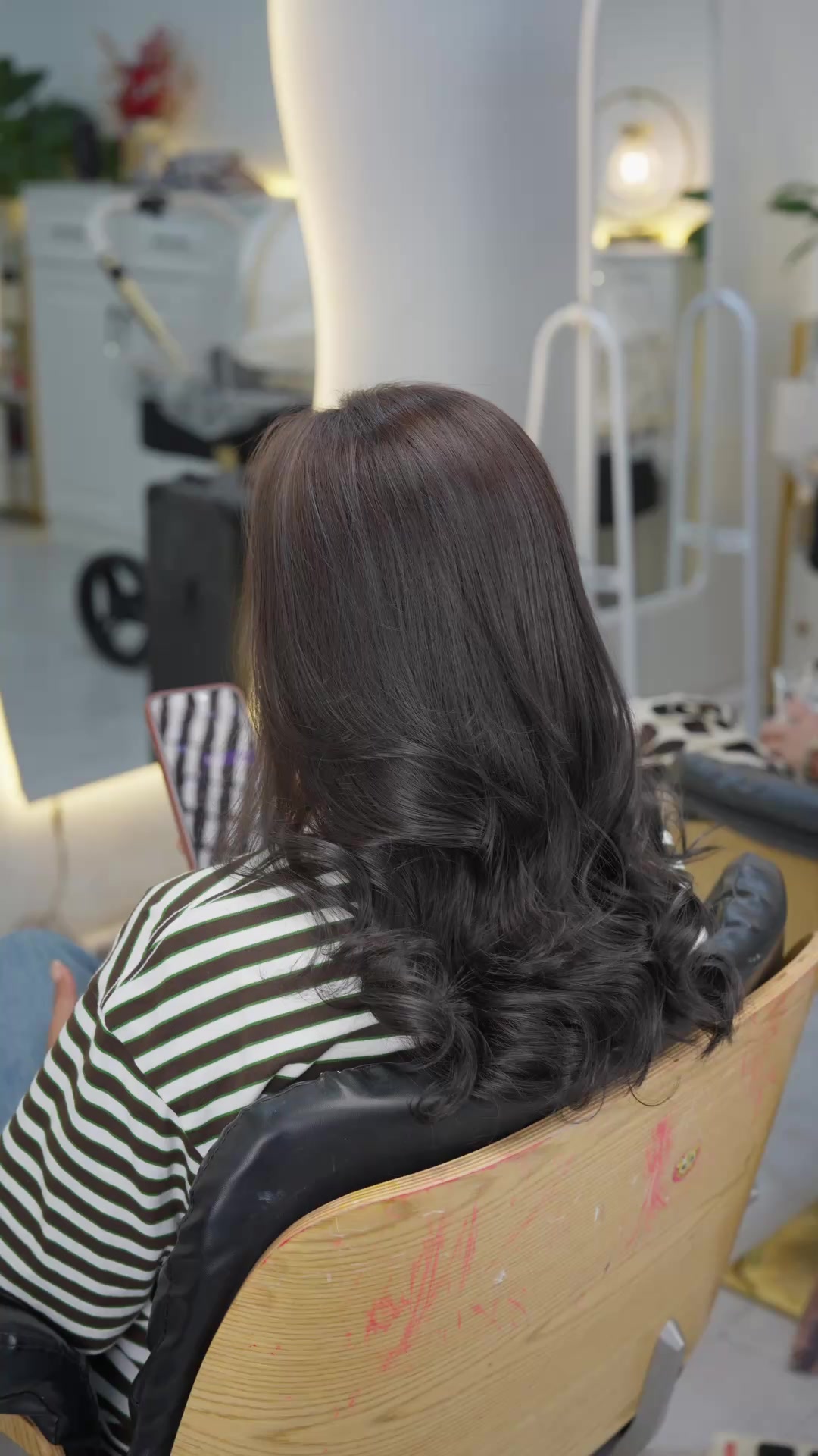 @Por Por Salon