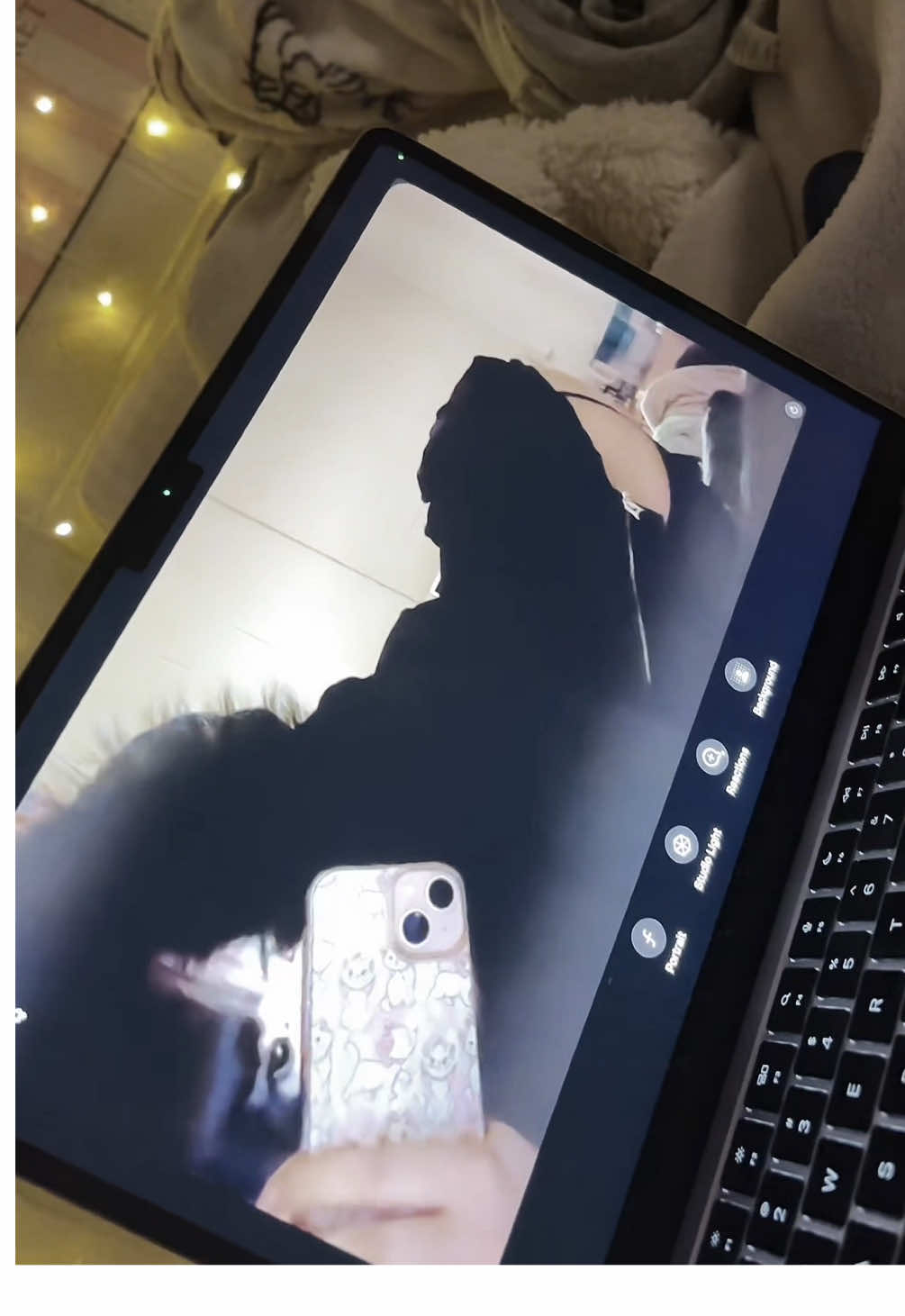 @メローラ