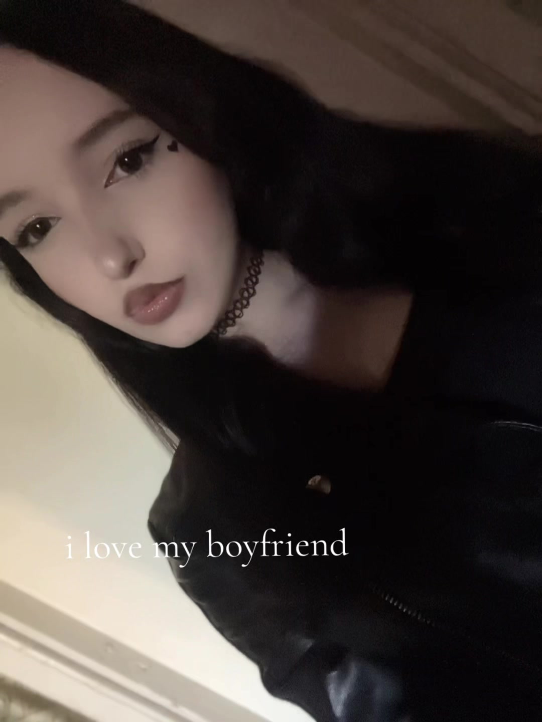@𝐼𝑛𝑠𝑜𝑚𝑛𝑖𝑎♡