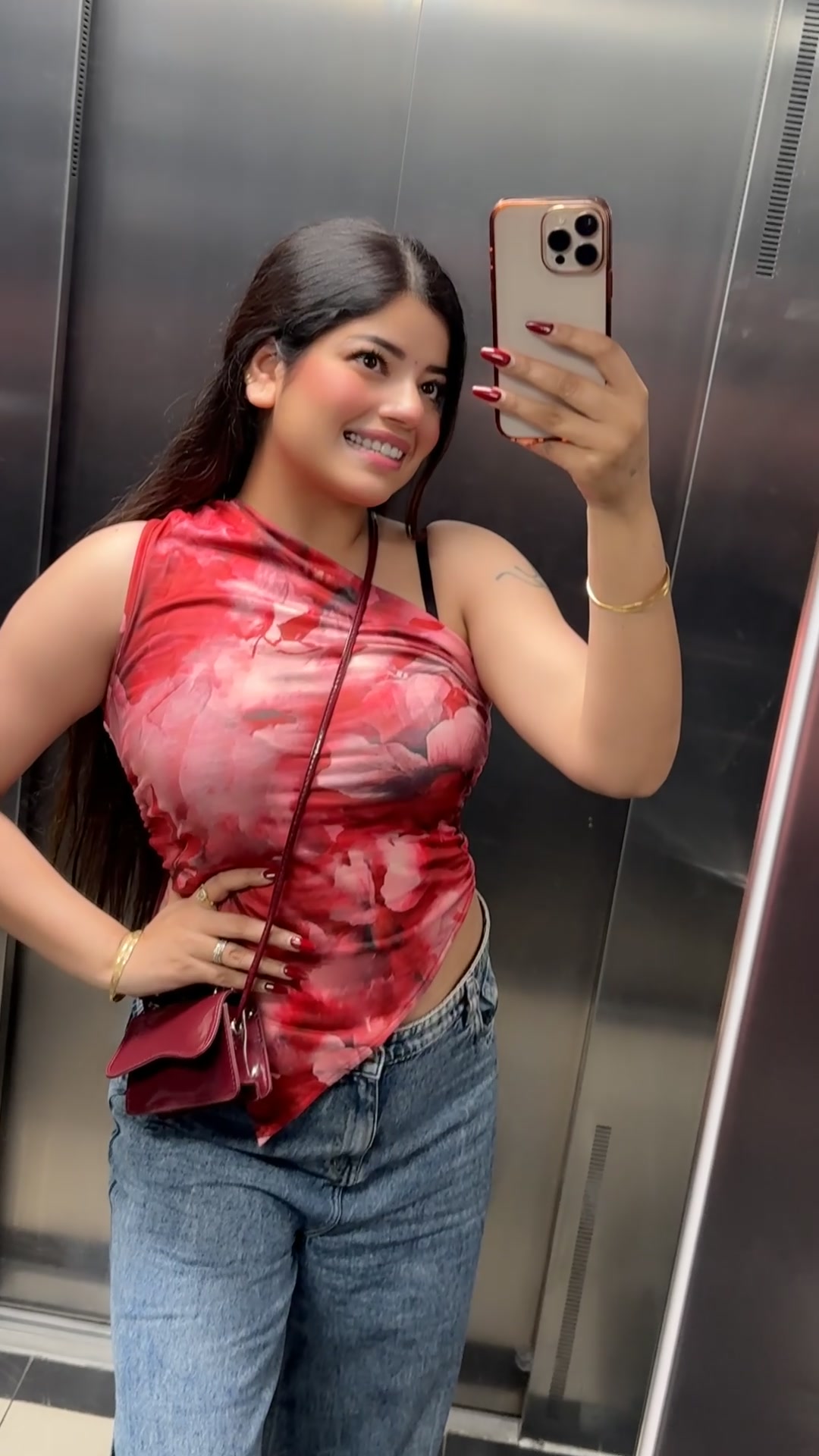 @Ayesha🇨🇦