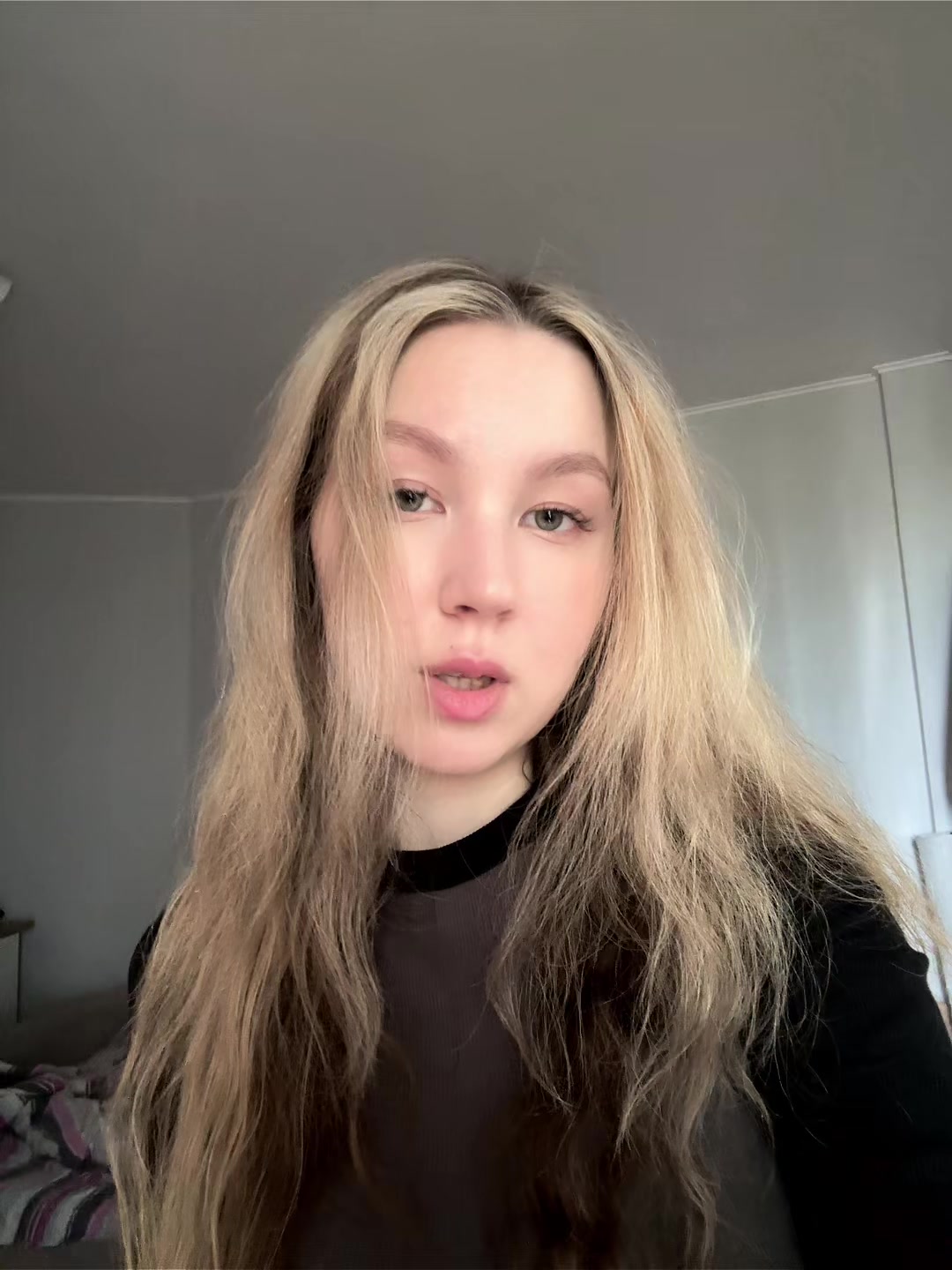 @❤️:>❤️