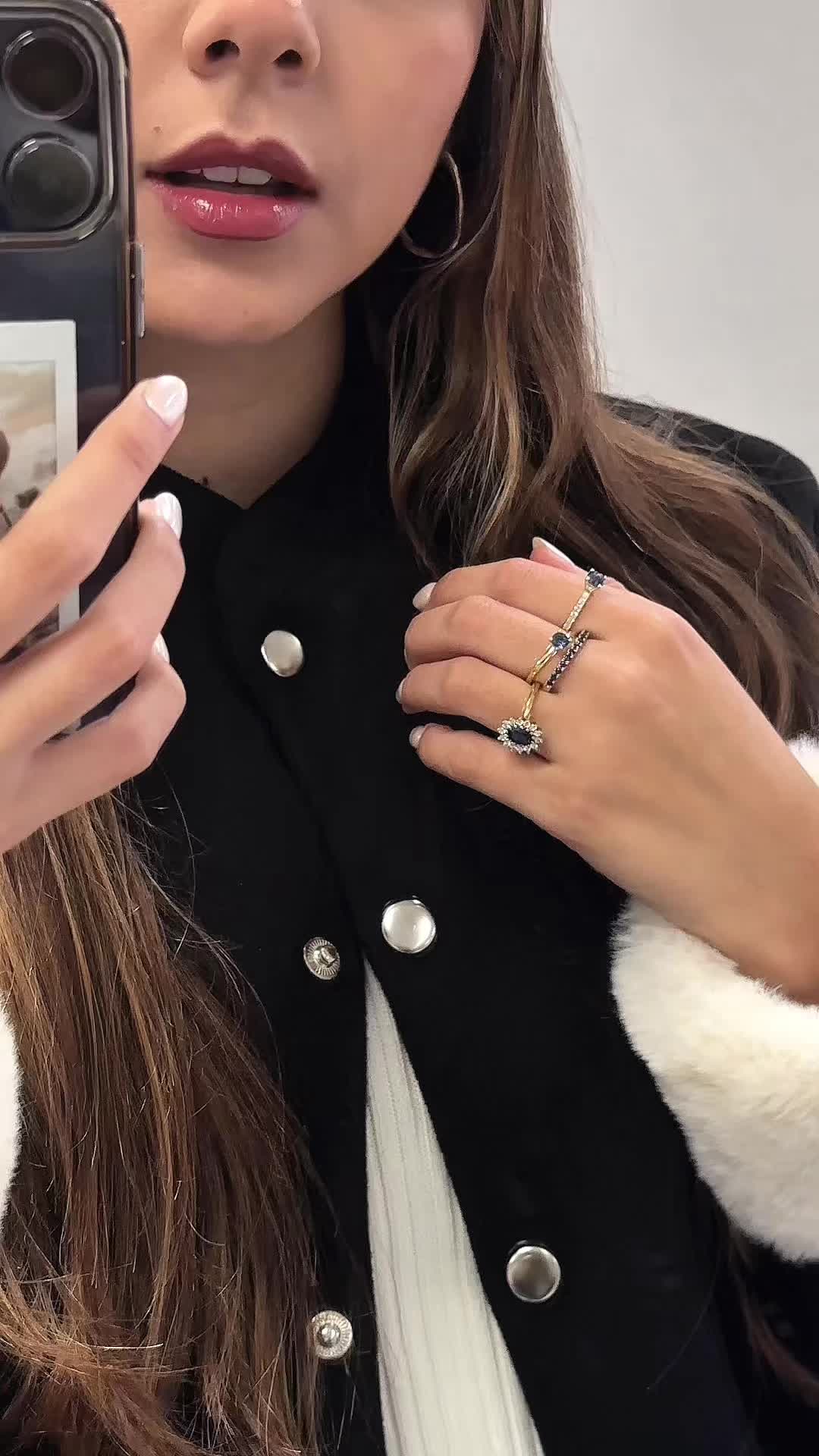 @adrianaleivaac