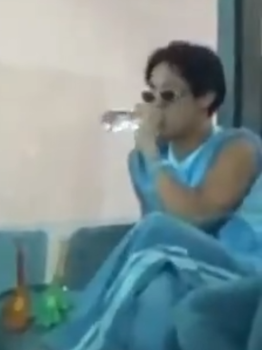 @Eya