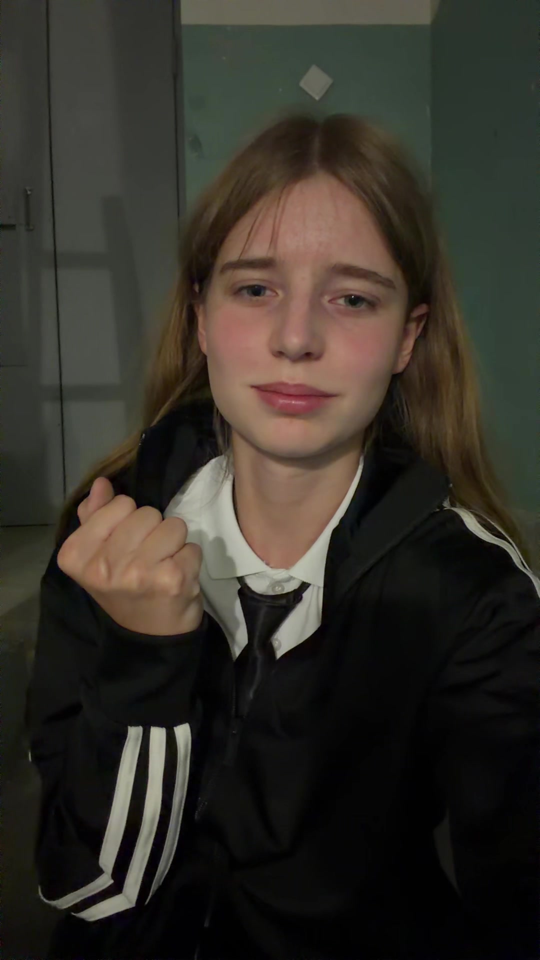 @алиса бледная