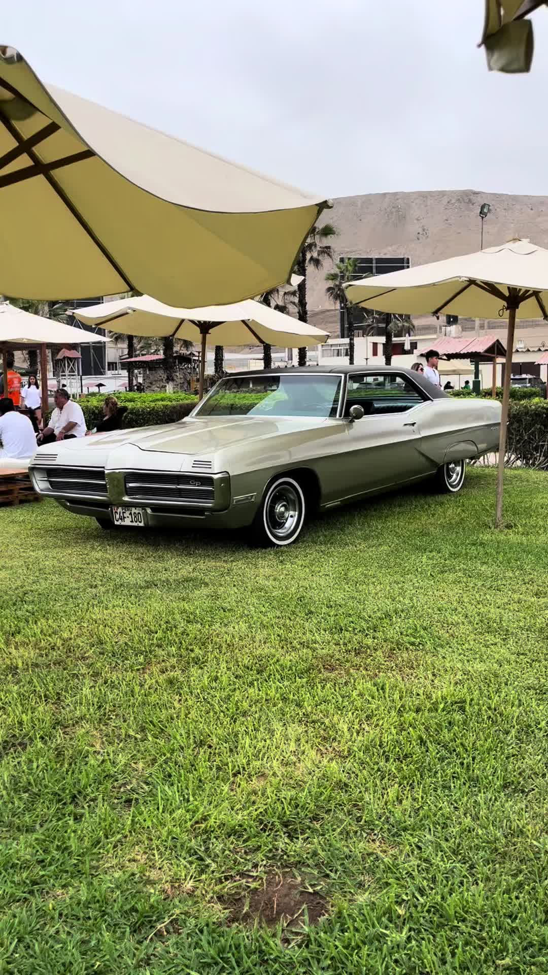 @Autos Americanos Per&uacute;
