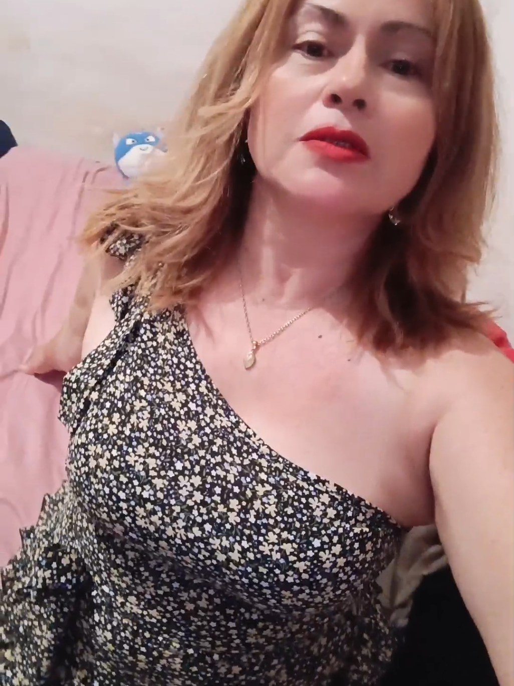@bella