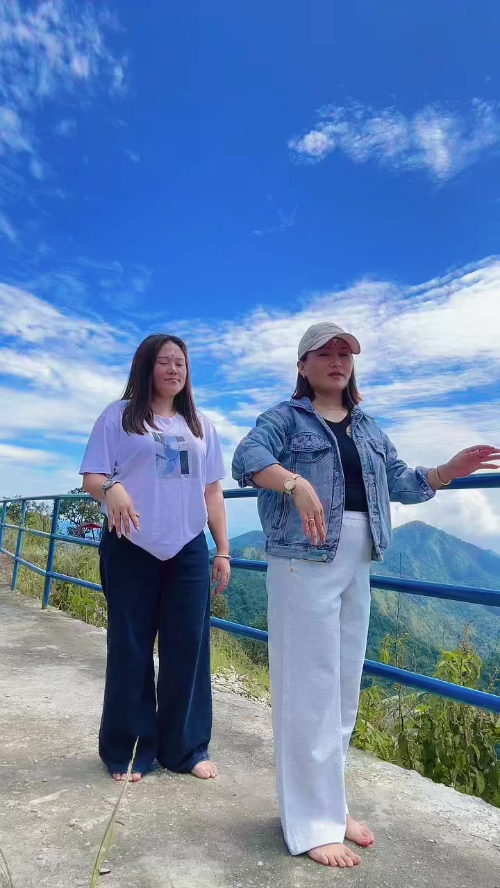 @युnika🧡🧡