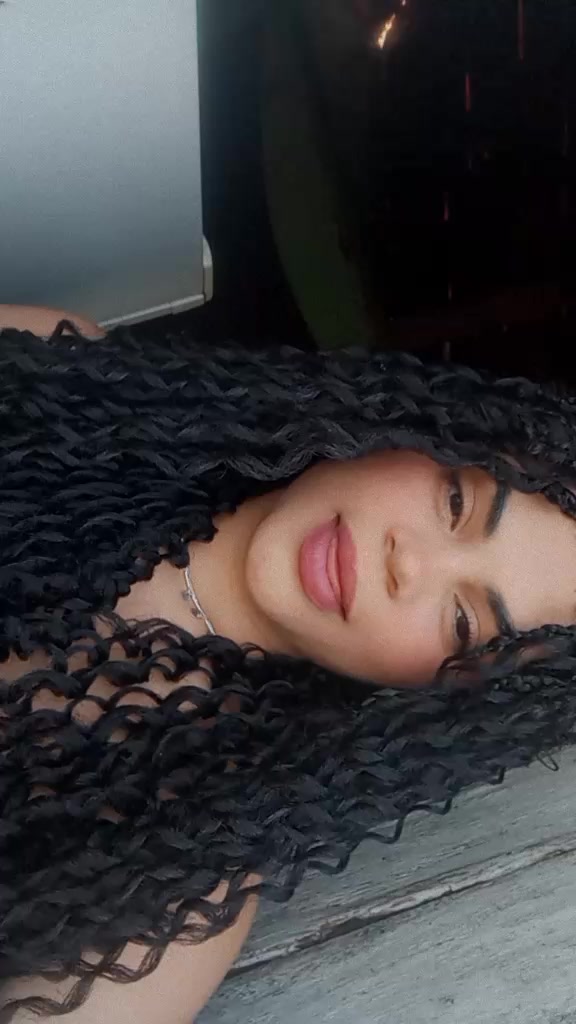 @Paula Mariane