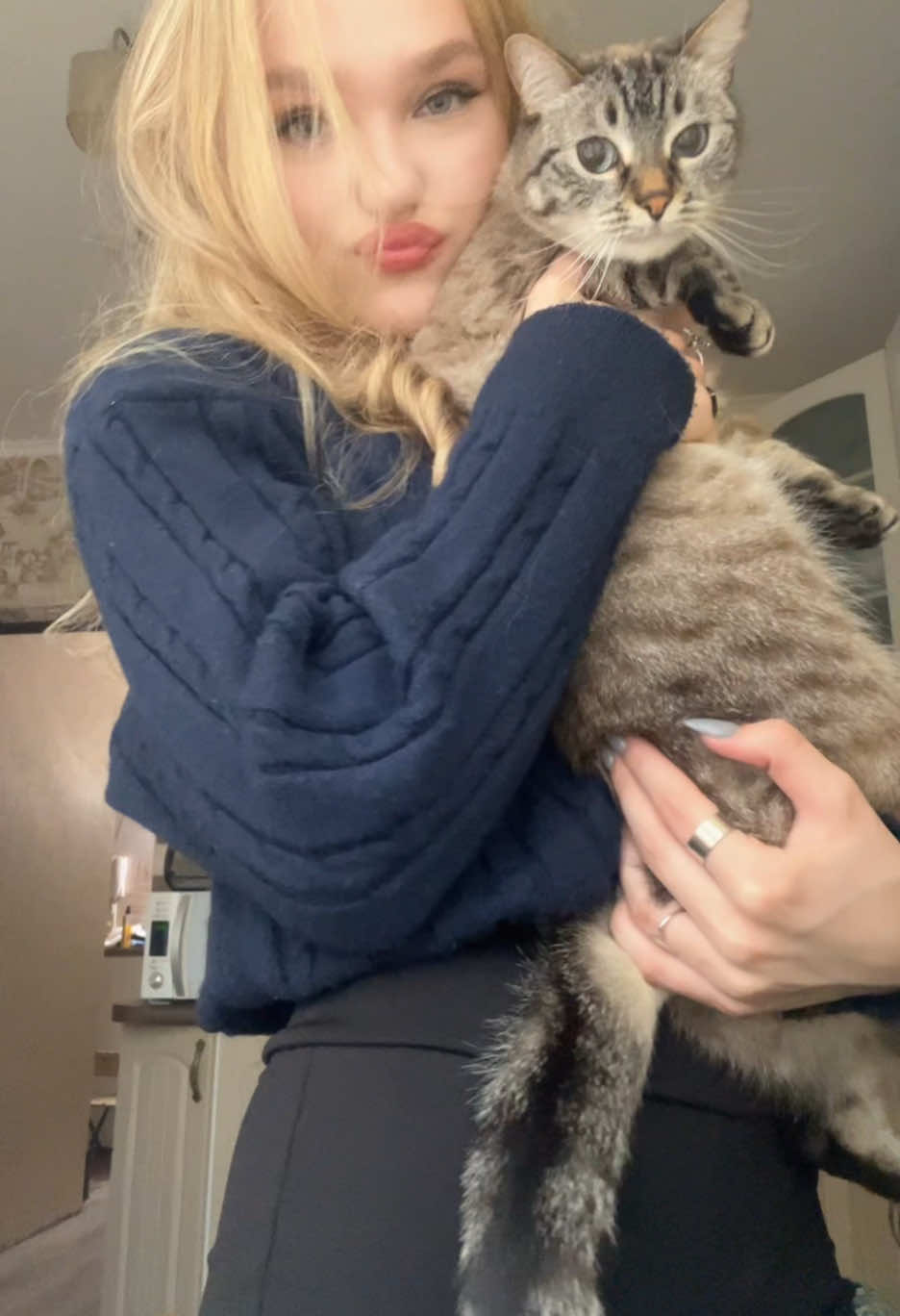@🦊