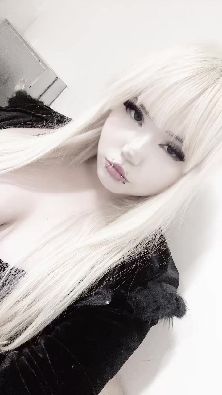 @lala:3