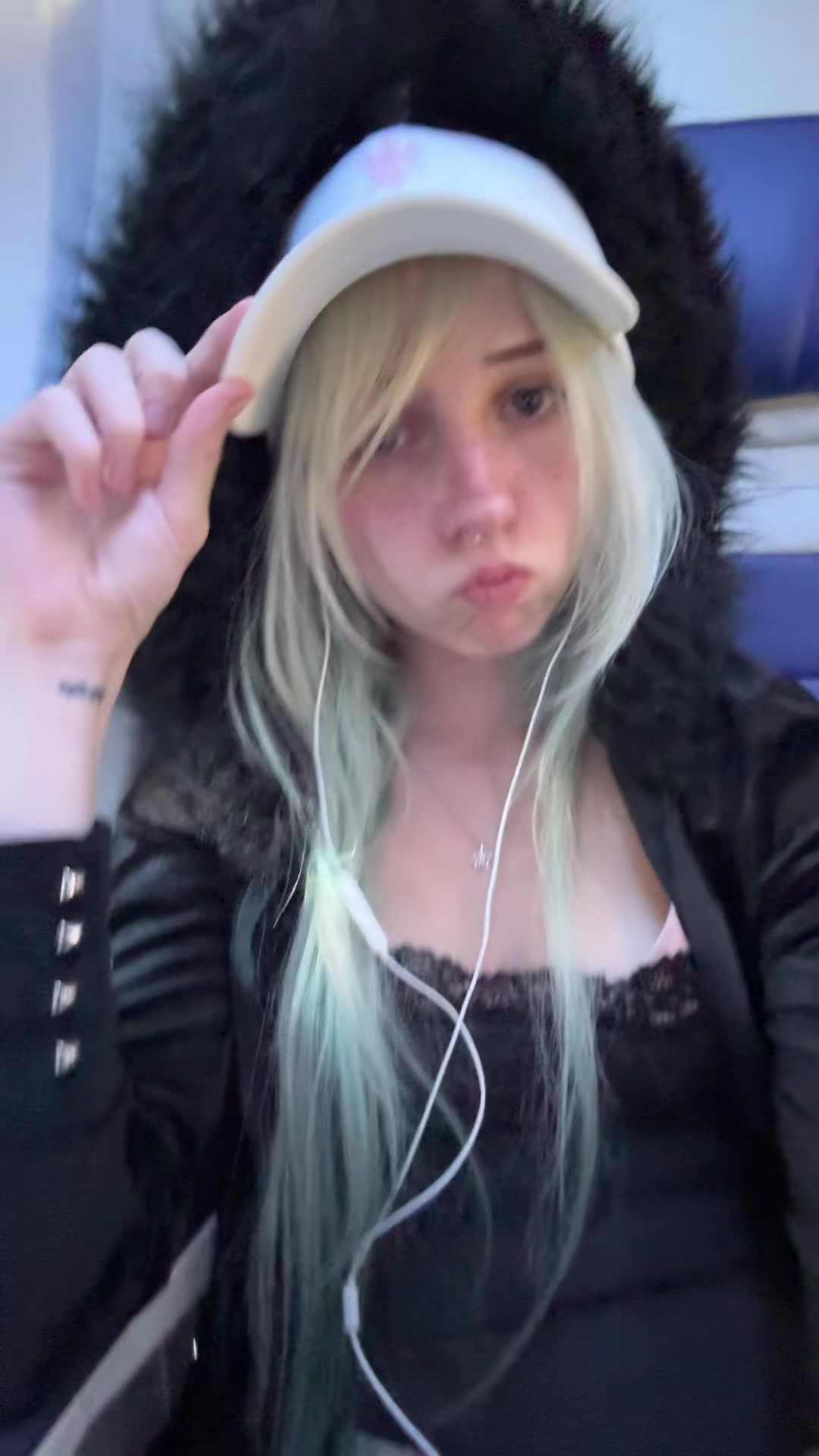@skyebinxy
