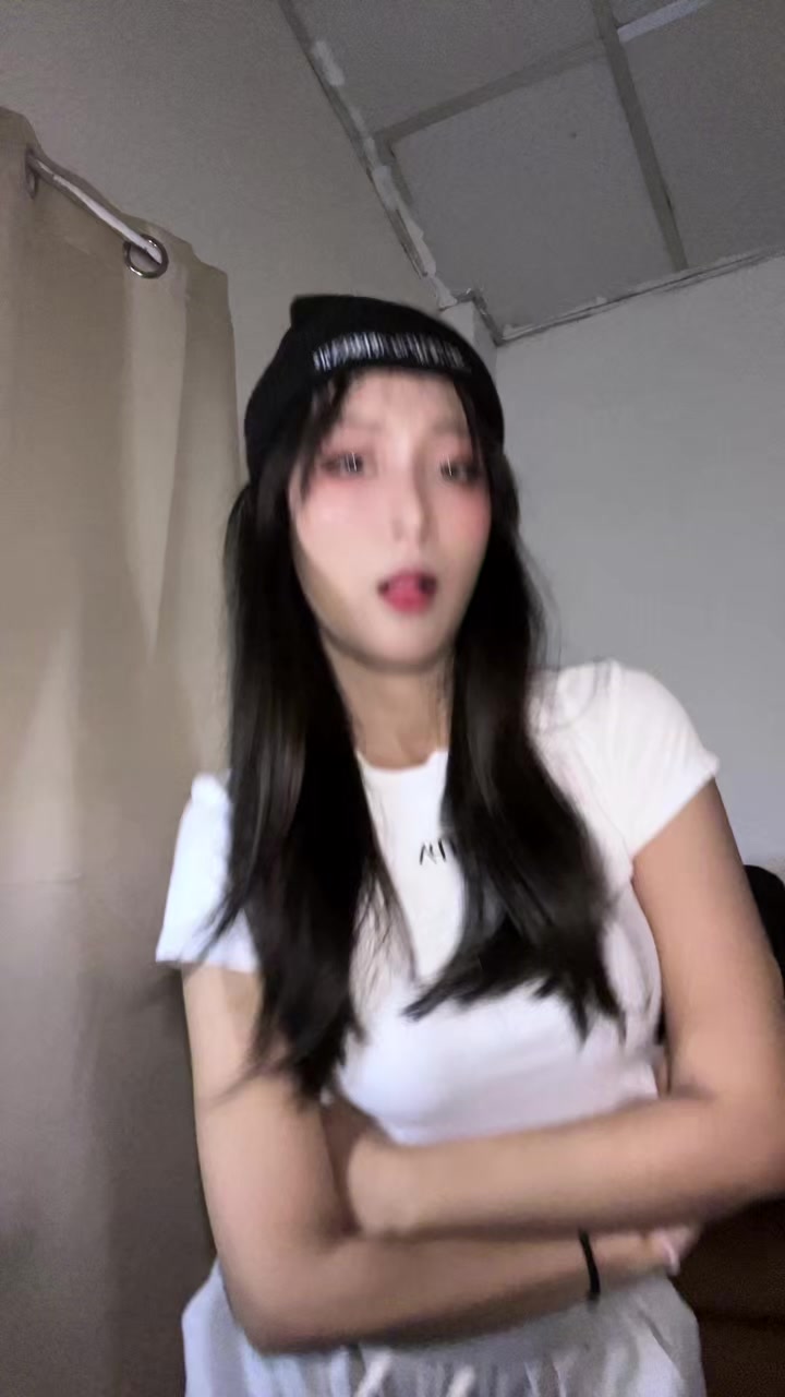 @🐼ᰔᩚ แบมบู メ🦖