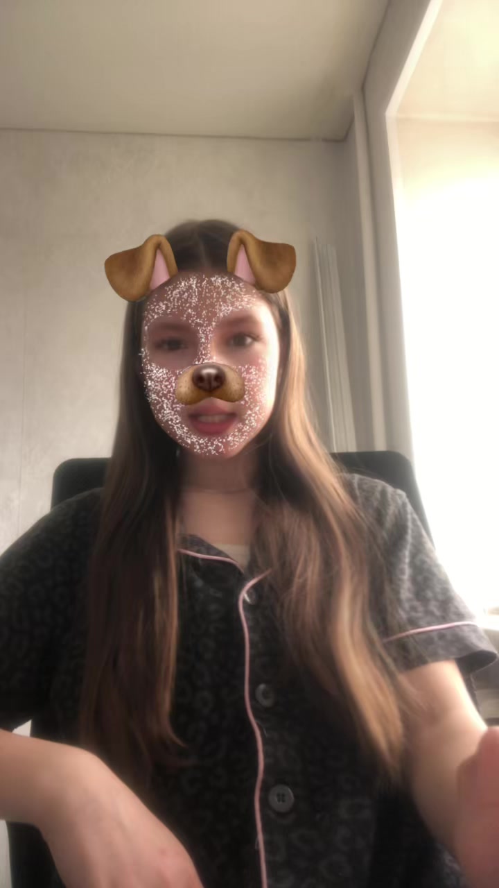 @Илончик🩷🫶❤️