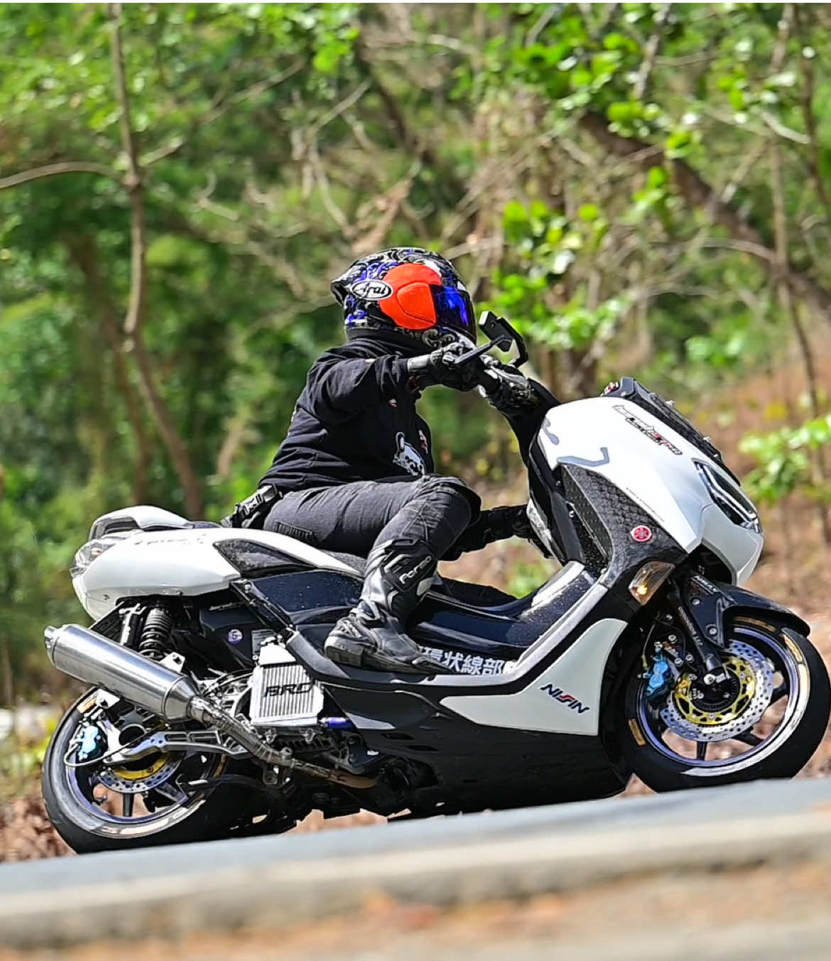 @KM Motovlog