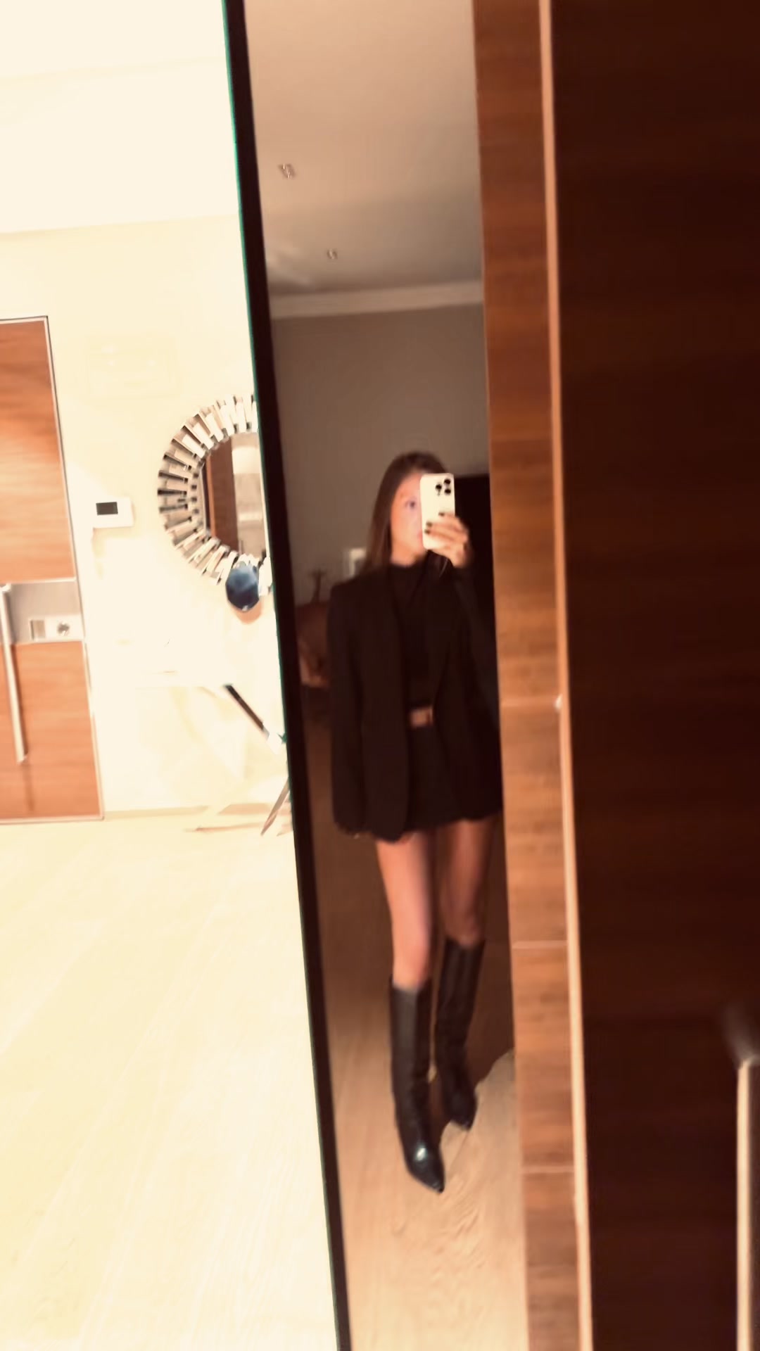@Anika