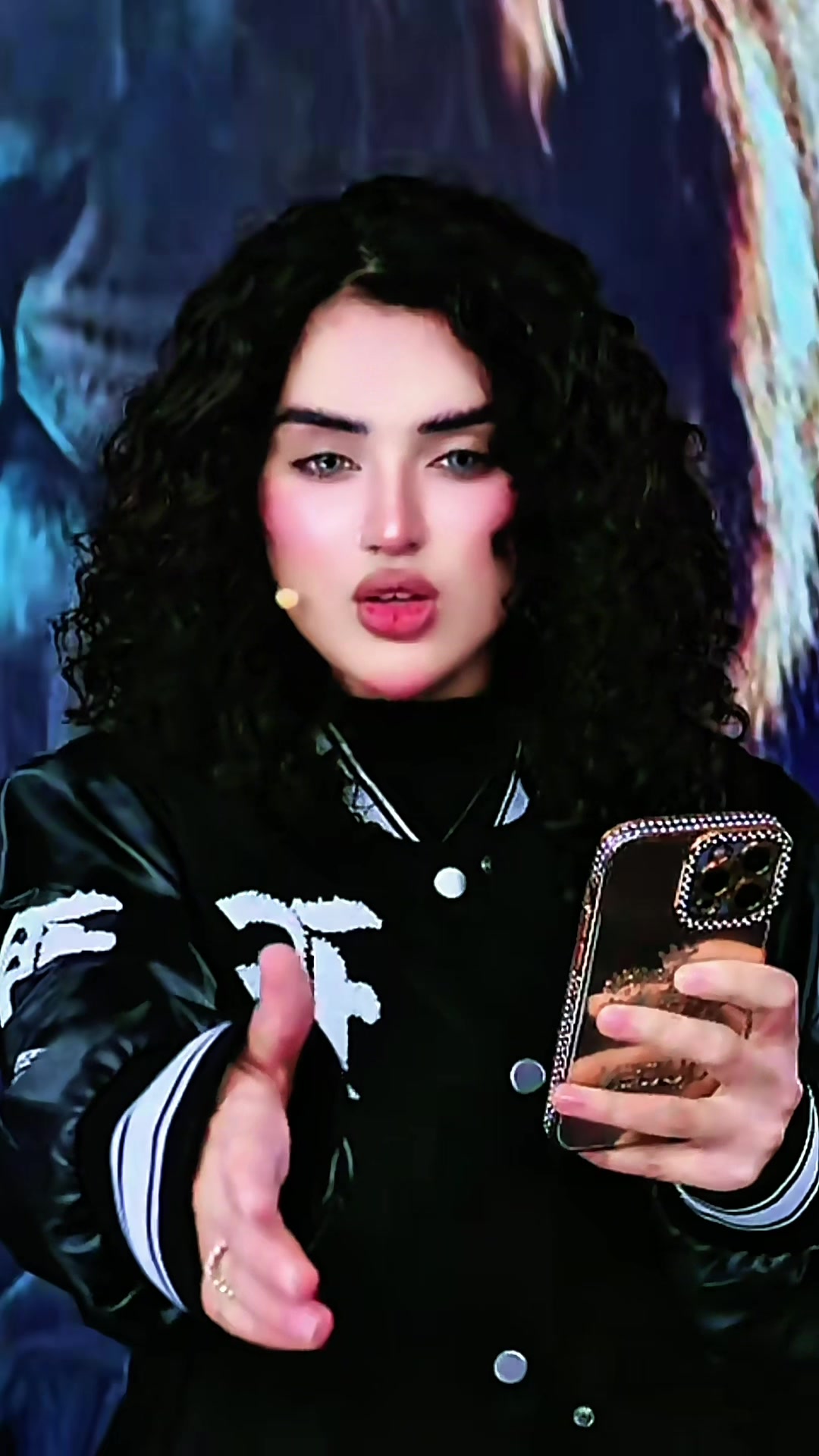 @H.R