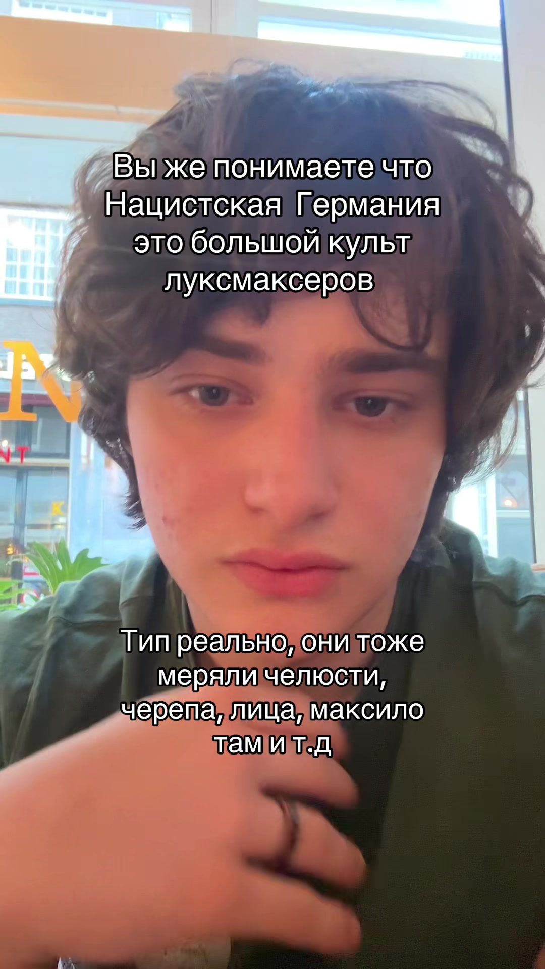 @•