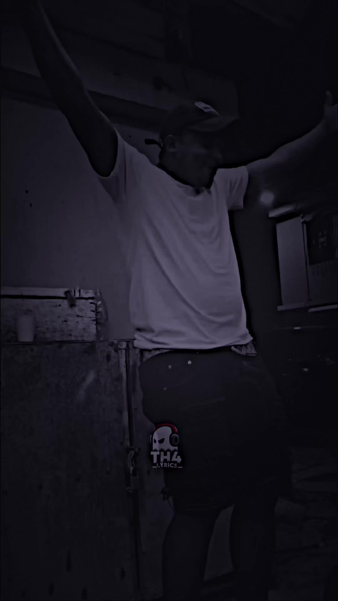 @𝐭𝐡𝟒 𝐥𝐲𝐫𝐢𝐜𝐬 あ