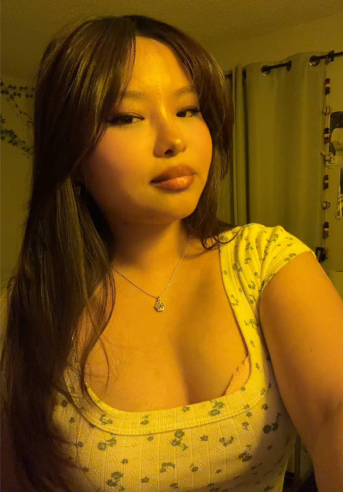 @DEEPSHIKA 🧸
