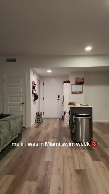 @Tay