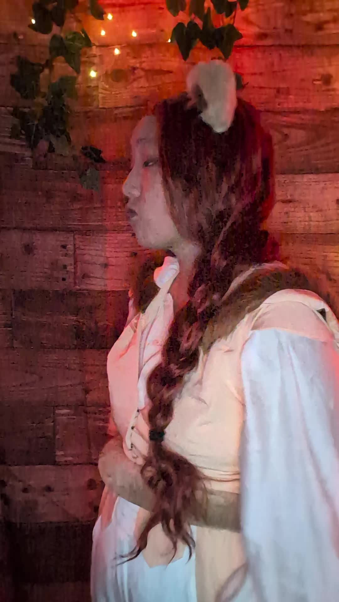 @redbowen