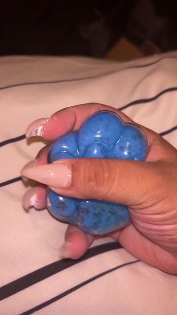@VeldaDelobos