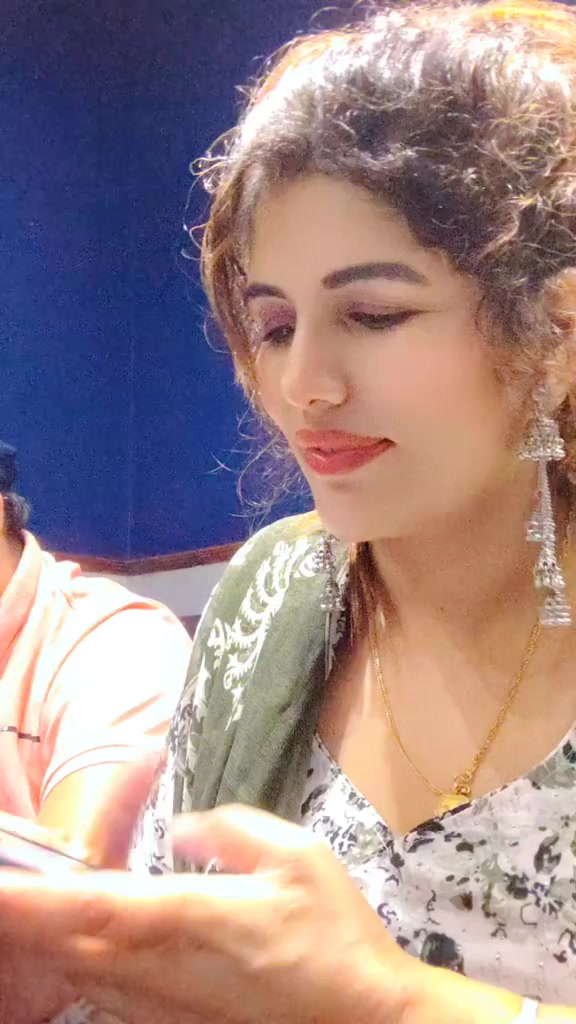 @Paru Bhatt