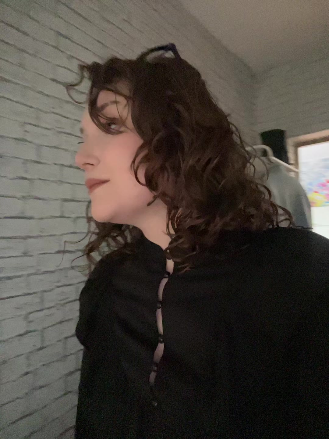 @вроде Вика зовут