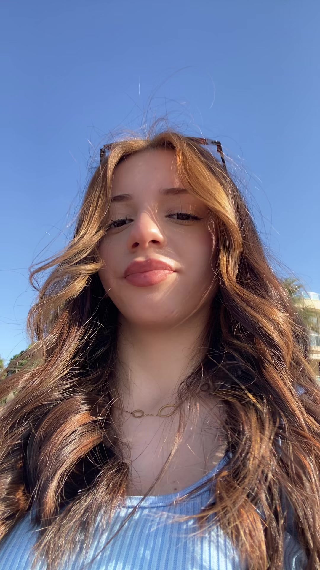 @Ayanda