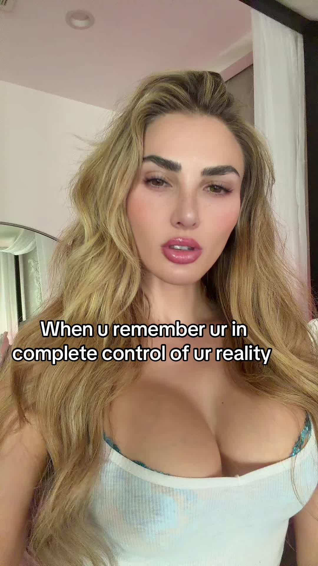 @itskenzieanne