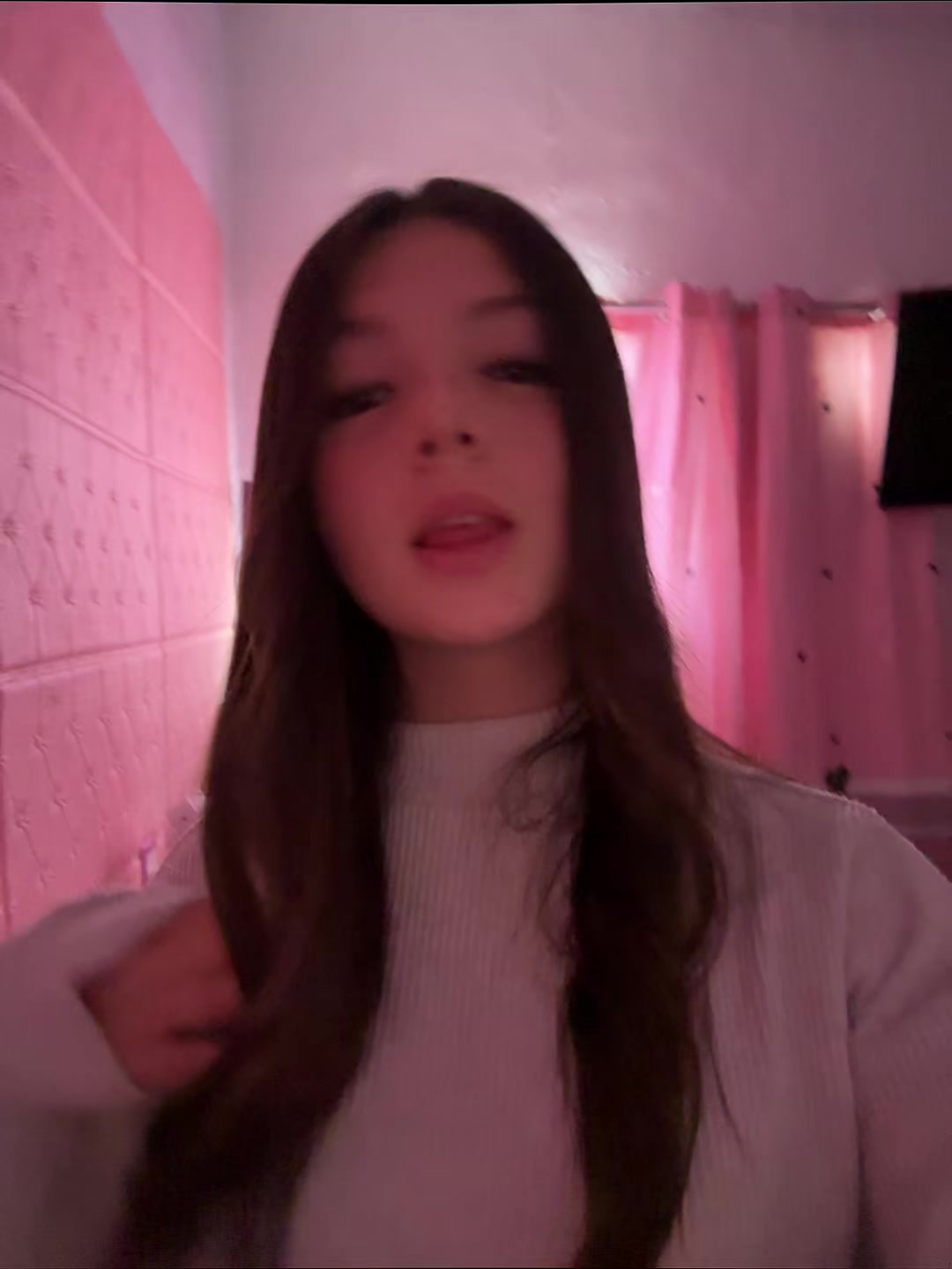 @𝐽𝑢𝑙𝑖𝑒𝑡ℎ𝑎