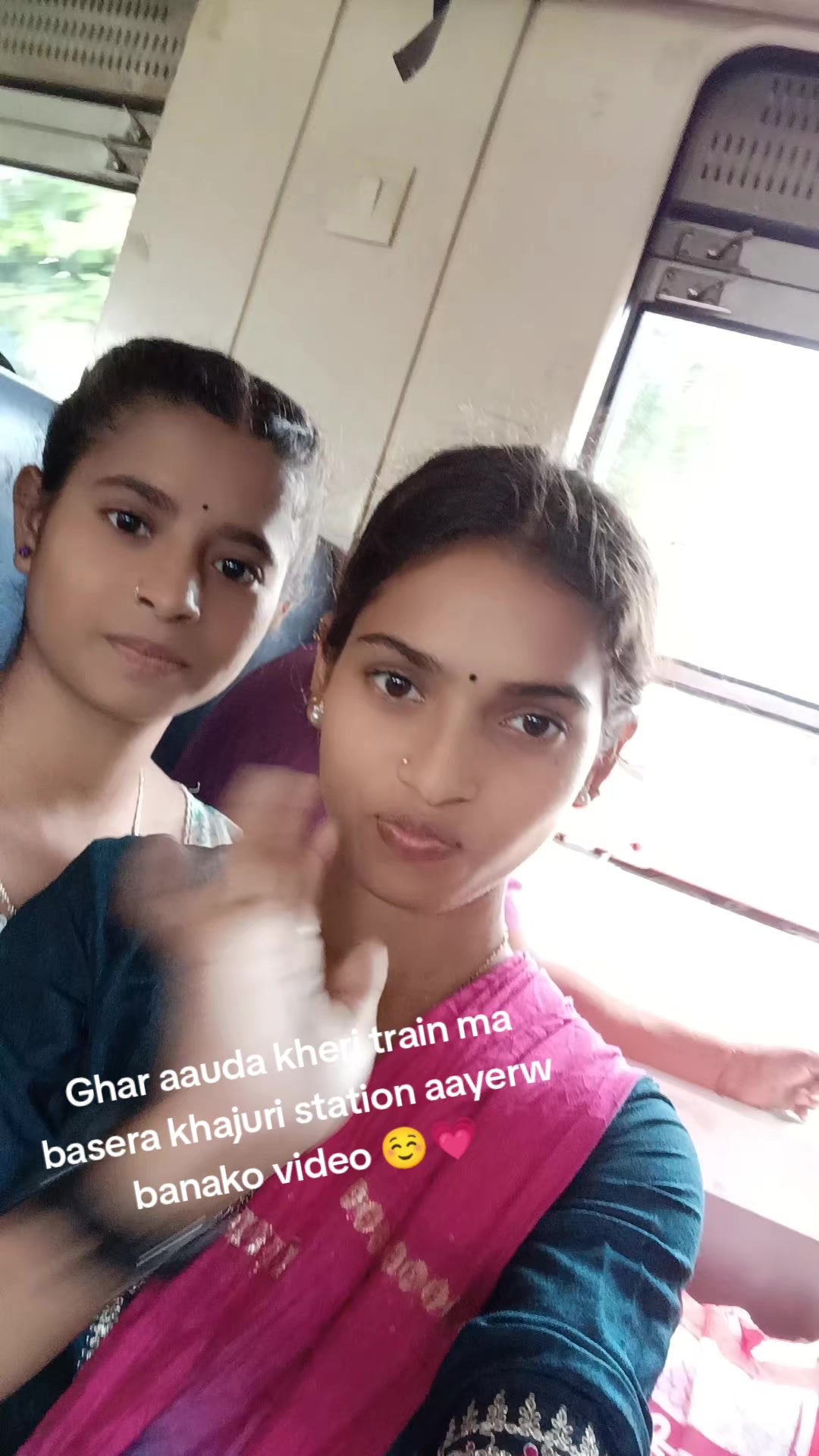 @Vai Ki NaUtAnKi BeHeN 🙈🫶💝
